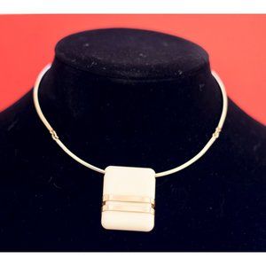 Vintage Mid-Century Gold/White Pendant Choker Necklace 16 Inches F1